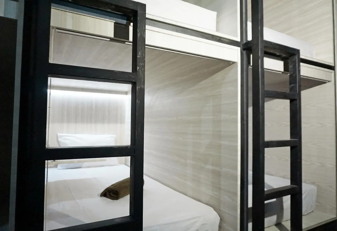 Albergue M Box Seminyak